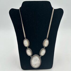 Mother of Pearl Silver Necklace